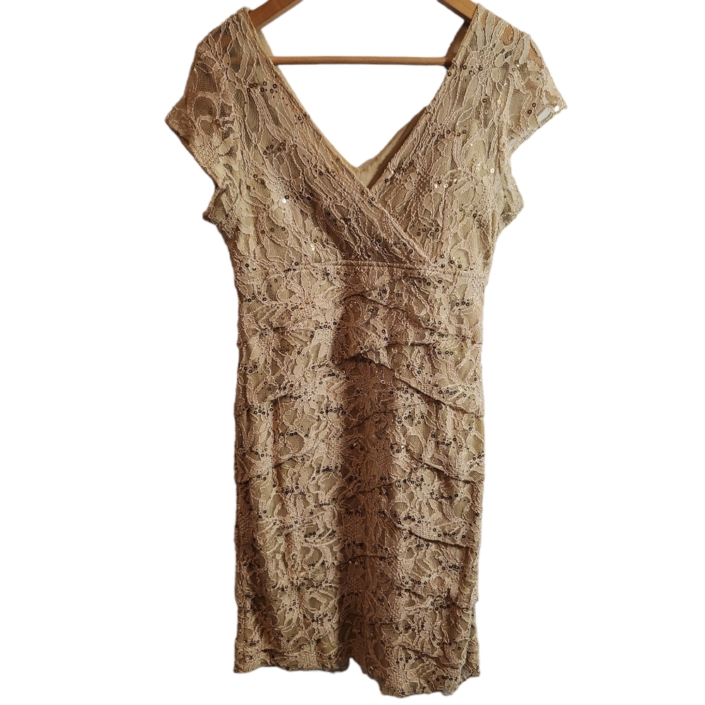 K. JORDAN Women's STRETCHY CAP SLEEVE V-NECK GOLD SEQUINS LACE TIERED DRESS